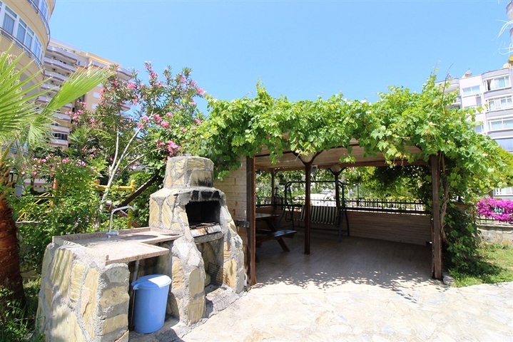 شقق عائلية واسعة في منطقة محمودلار – ألانيا