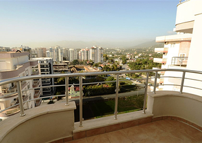 شقق عائلية واسعة في منطقة محمودلار – ألانيا