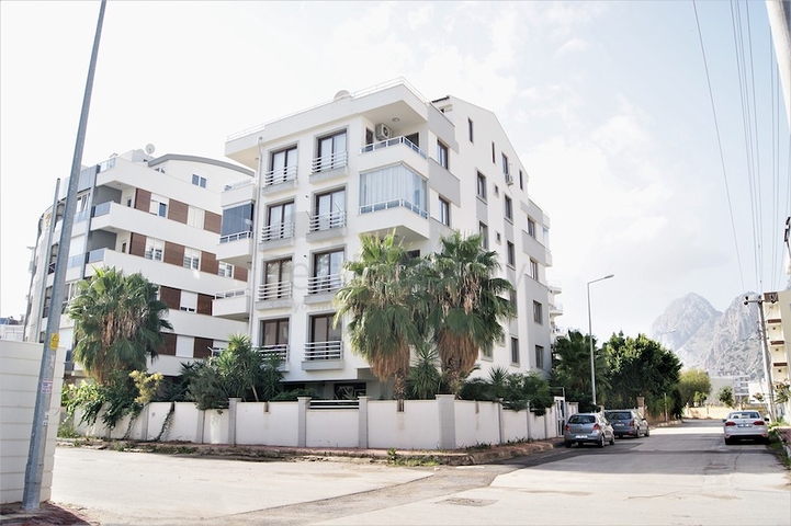 شقة بتخطيط 2+1 في حي هورما كونيالتي – أنطاليا