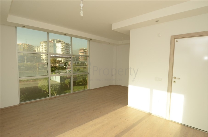 شقة دوبلكس مع إمكانية الوصول إلى الحديقة في منطقة كاستل – ألانيا