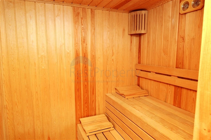 شقة دوبلكس مع إمكانية الوصول إلى الحديقة في منطقة كاستل – ألانيا