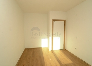 شقة دوبلكس مع إمكانية الوصول إلى الحديقة في منطقة كاستل – ألانيا