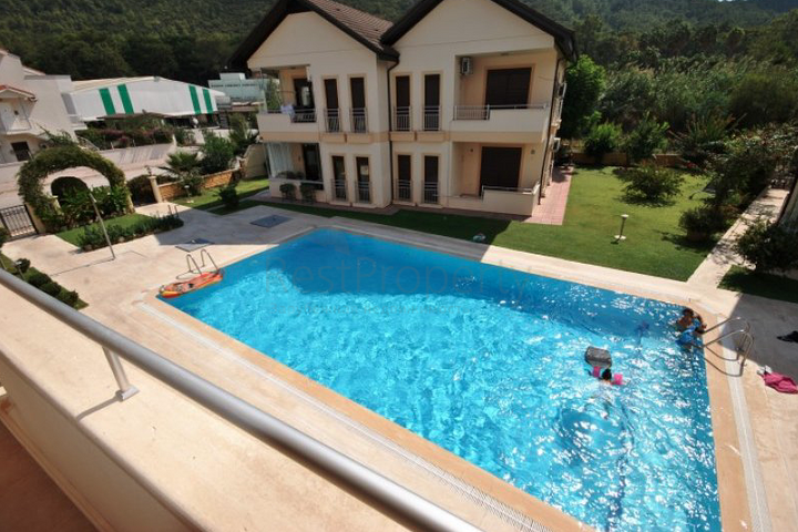 فيلا مؤثثة بالكامل في كيمير