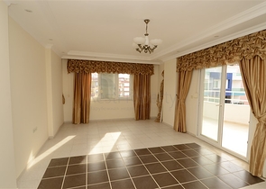 شقة دوبلكس واسعة في مركز منطقة أوبا – ألانيا