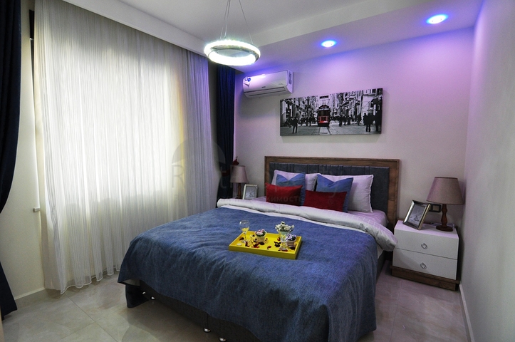 مشروع إستثماري حديث على الخط الاول في منطقة محمودلار - ألانيا