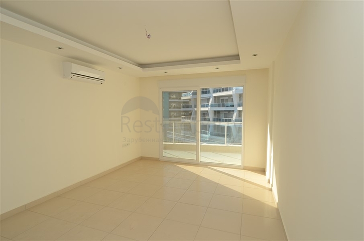 شقة بتخطيط 1+1 ضمن مجمع حديث في منطقة أوبا – ألانيا