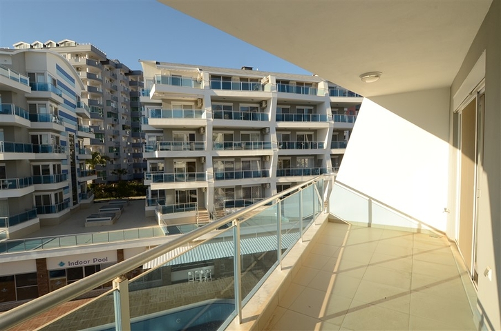 شقة بتخطيط 1+1 ضمن مجمع حديث في منطقة أوبا – ألانيا