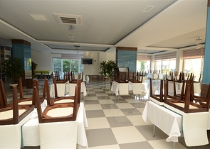 شقة بتخطيط 1+1 ضمن مجمع حديث في منطقة أوبا – ألانيا