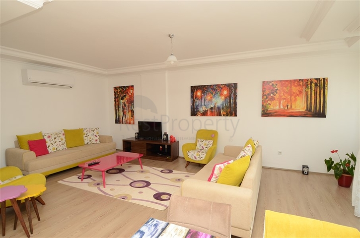 شقة واسعة ضمن مجمع سكني في منطقة أفسلار – ألانيا