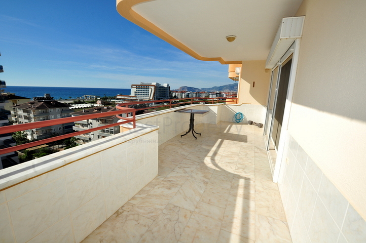 شقة مؤثثة بتصميم مميز في منطقة محمودلار – ألانيا