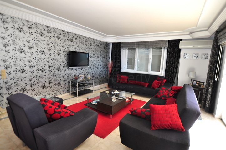 شقة مؤثثة بتصميم مميز في منطقة محمودلار – ألانيا