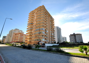 شقة مؤثثة بتصميم مميز في منطقة محمودلار – ألانيا