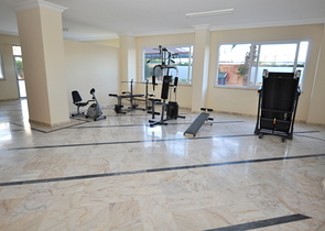 شقة مؤثثة بتصميم مميز في منطقة محمودلار – ألانيا