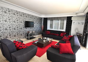 شقة مؤثثة بتصميم مميز في منطقة محمودلار – ألانيا