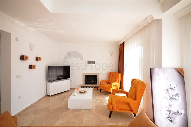 فيلا مؤثثة مميزة مع بركة سباحة خاصة وحديقة في فتحية.