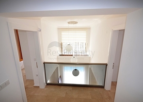 فيلا مؤثثة مميزة مع بركة سباحة خاصة وحديقة في فتحية.