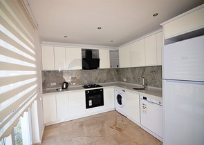 فيلا مؤثثة مميزة مع بركة سباحة خاصة وحديقة في فتحية.