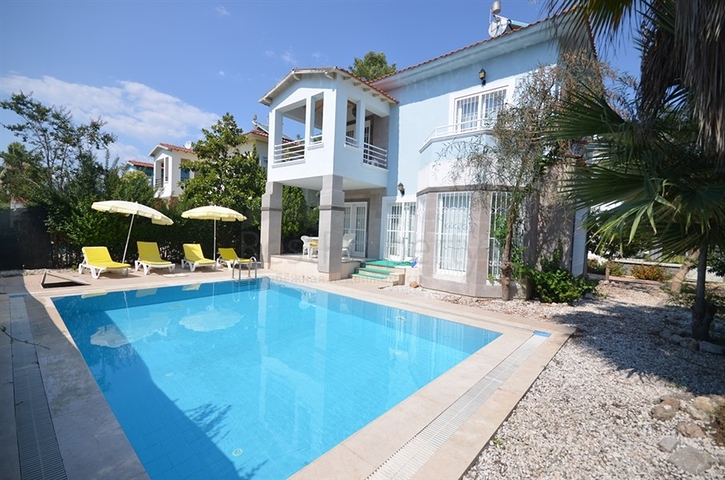 فيلا مؤثثة مع بركة سباحة خاصة في فتحية