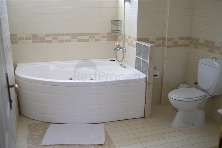 فيلا مؤثثة مع بركة سباحة خاصة في فتحية