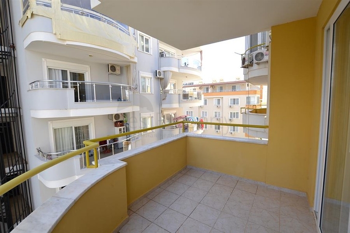 شقة مؤثثة بسعر مغرٍ في منطقة محمودلار – ألانيا