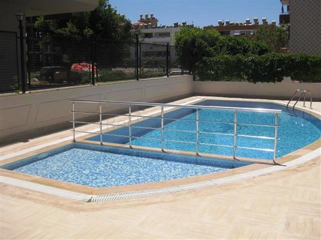 شقة بنتهاوس مؤثثة بسعر مناسب في منطقة اوبا – ألانيا