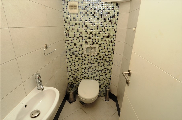 شقة بنتهاوس مؤثثة بسعر مناسب في منطقة اوبا – ألانيا