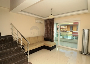 شقة بنتهاوس مؤثثة بسعر مناسب في منطقة اوبا – ألانيا