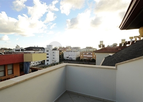 شقة بنتهاوس مؤثثة بسعر مناسب في منطقة اوبا – ألانيا