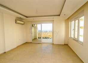 شقة بتخطيط 2+1 ضمن مجمع سكني شهير في منطقة أفسلار – ألانيا