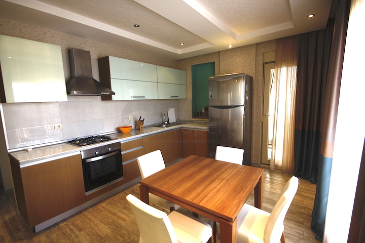 شقة مؤثثة في منطقة ليمان كونيالتي – أنطاليا