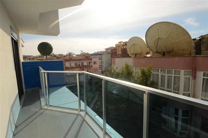 شقة بتخطيط 2+1 ضمن مجمع جديد في منطقة اوبا – ألانيا