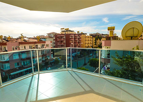 شقة بتخطيط 2+1 ضمن مجمع جديد في منطقة اوبا – ألانيا