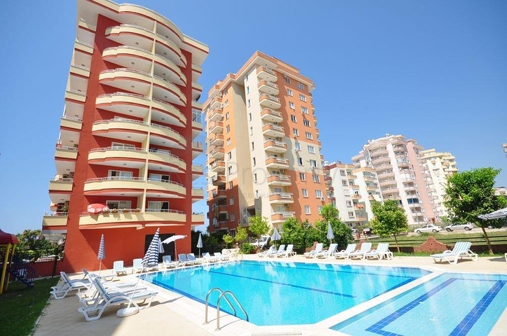 شقة مؤثثة من قبل المالك في منطقة محمودلار – ألانيا