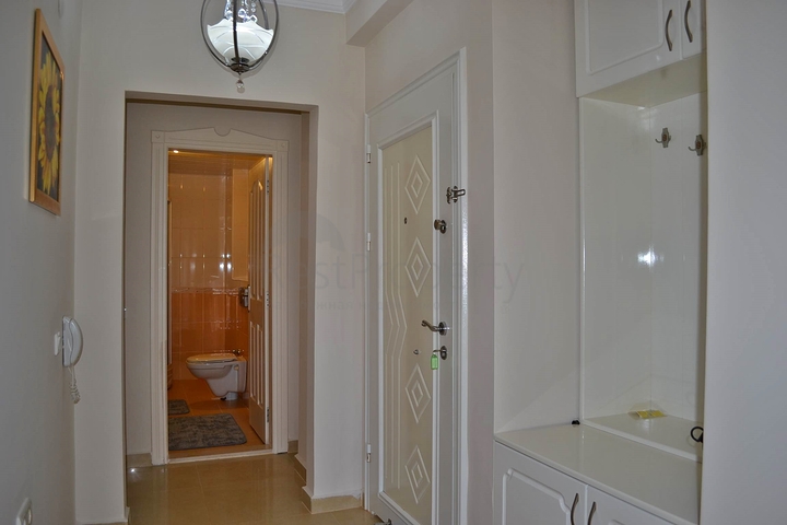 شقة مؤثثة من قبل المالك في منطقة محمودلار – ألانيا