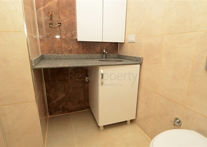 شقة بتخطيط 2+1 ضمن مجمع حديث في منطقة محمودلار – ألانيا