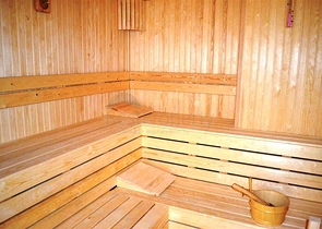 شقة بتخطيط 2+1 ضمن مجمع حديث في منطقة محمودلار – ألانيا