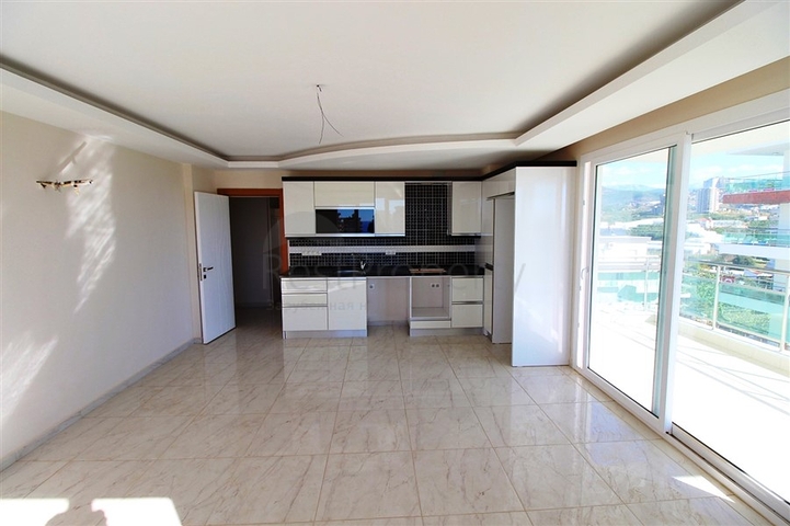 شقة بتخطيط 2+1 بسعر مغر في منطقة محمودلار – ألانيا