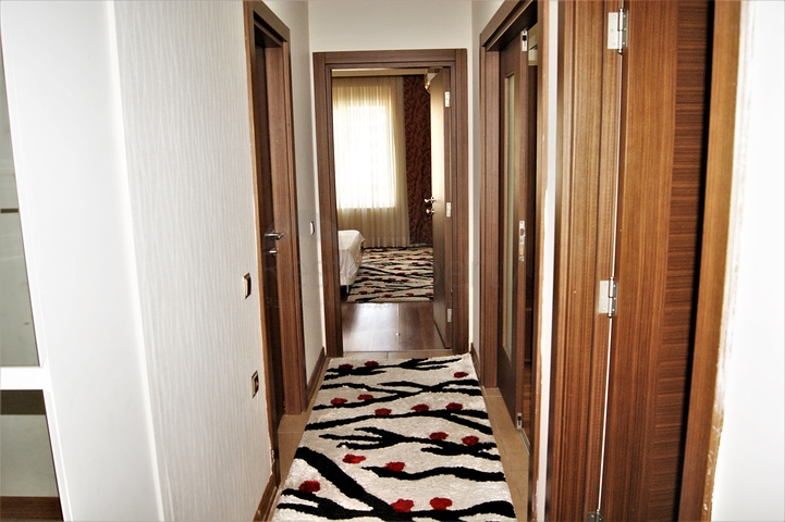 شقة مؤثثة في منطقة ليمان كونيالتي – أنطاليا