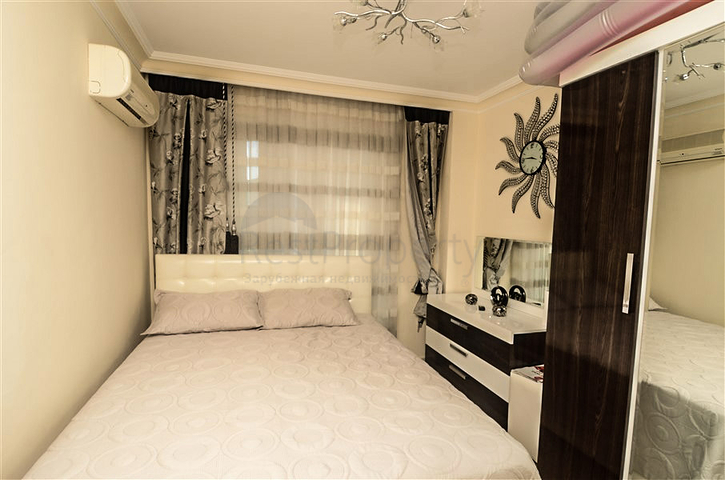 دوبلكس مؤثثة بإطلالة بحرية في منطقة محمودلار – ألانيا