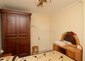 دوبلكس مؤثثة بإطلالة بحرية في منطقة محمودلار – ألانيا