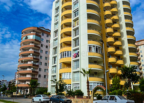 دوبلكس مؤثثة بإطلالة بحرية في منطقة محمودلار – ألانيا