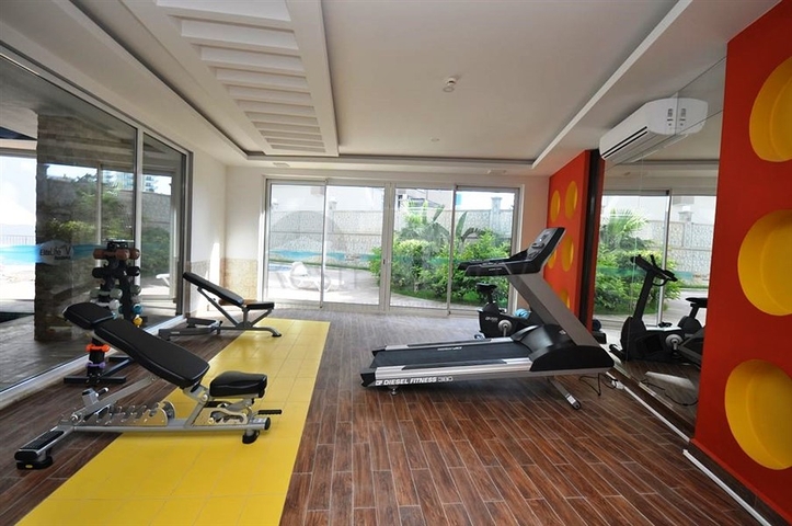 شقة بتخطيط 1+1 ضمن مجمع مميز في منطقة محمودلار – ألانيا