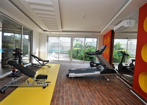 شقة بتخطيط 1+1 ضمن مجمع مميز في منطقة محمودلار – ألانيا