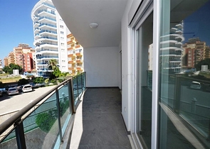 شقة بتخطيط 1+1 ضمن مجمع مميز في منطقة محمودلار – ألانيا