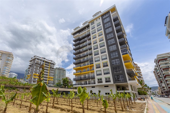 مشروع إستثماري قيد الإنشاء في منطقة محمودلار – ألانيا