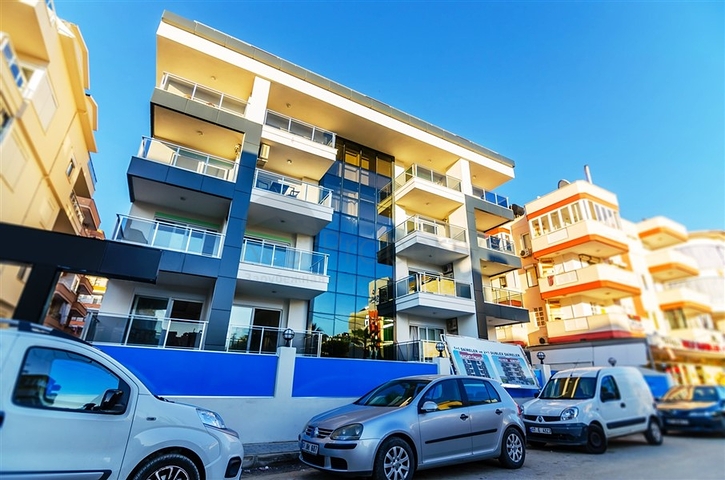 شقة بتخطيط 1+1 في مركز ألانيا