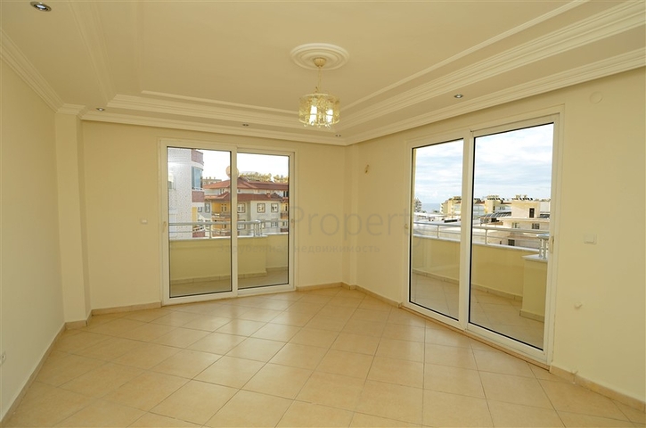 دوبلكس واسعة وبسعر مناسب جداً في منطقة توسمور – ألانيا