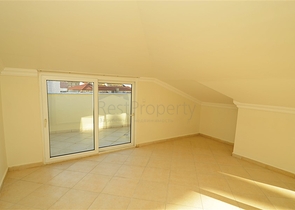 دوبلكس واسعة وبسعر مناسب جداً في منطقة توسمور – ألانيا