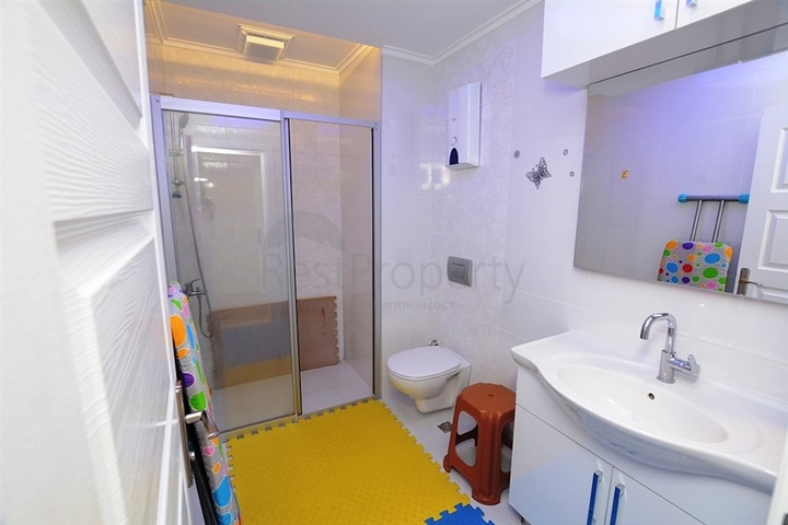 شقة مؤثثة ضمن مجمع فاخر في منطقة محمودلار – ألانيا