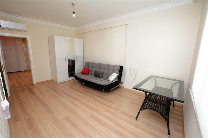 شقة مؤثثة ضمن مجمع فاخر في منطقة محمودلار – ألانيا